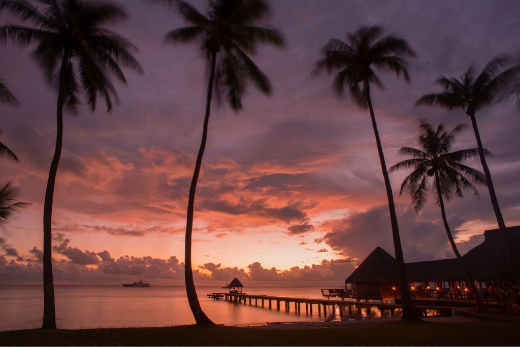 Hotel Kia Ora Resort & Spa Avatoru Exterior photo